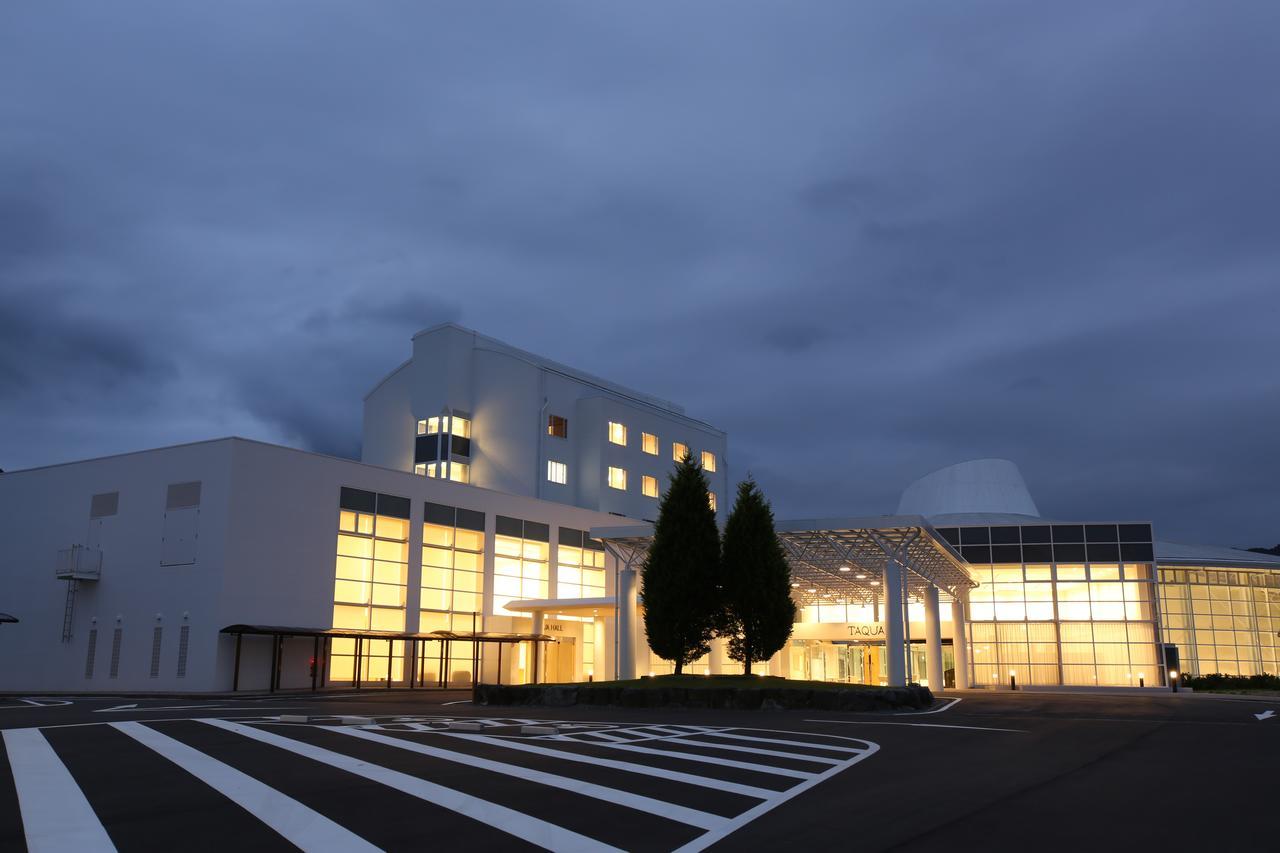 Spa Resort Taqua Taku Екстер'єр фото