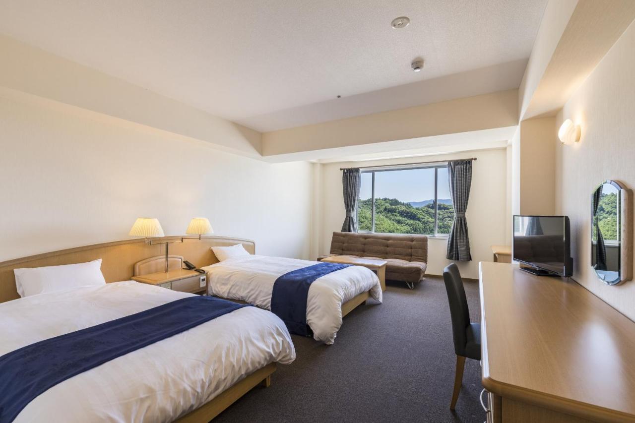Spa Resort Taqua Taku Екстер'єр фото