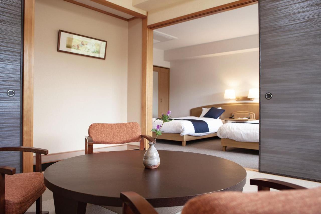 Spa Resort Taqua Taku Екстер'єр фото